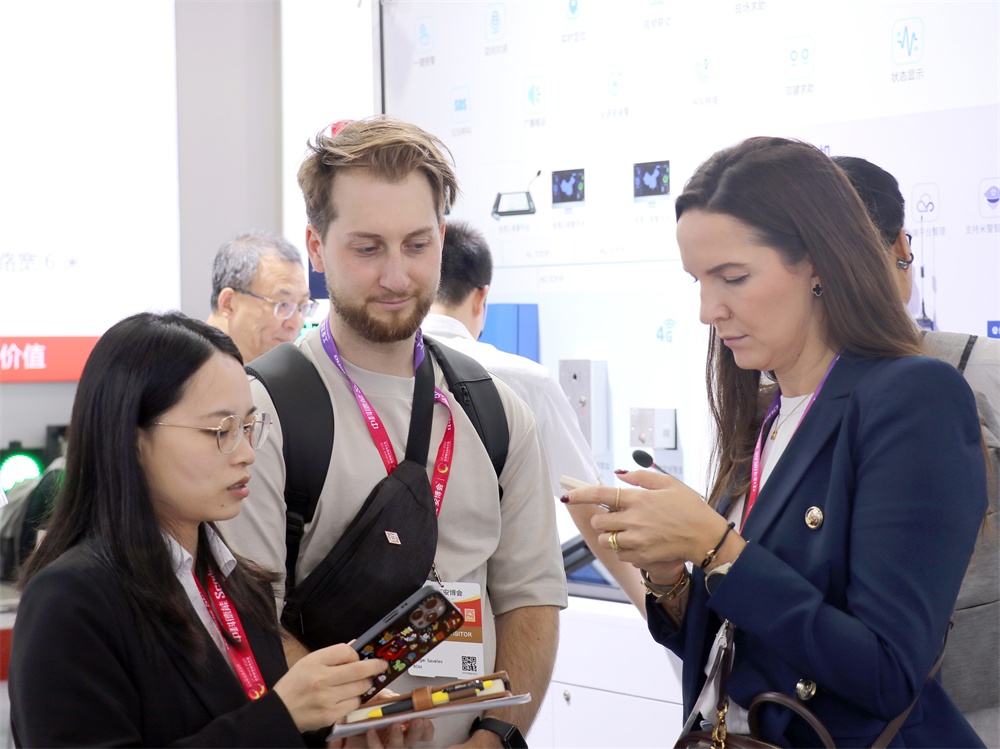 精彩时刻 ‖ 2025安博会上的艾礼安 精彩时刻 ‖ 2025安博会上的艾礼安