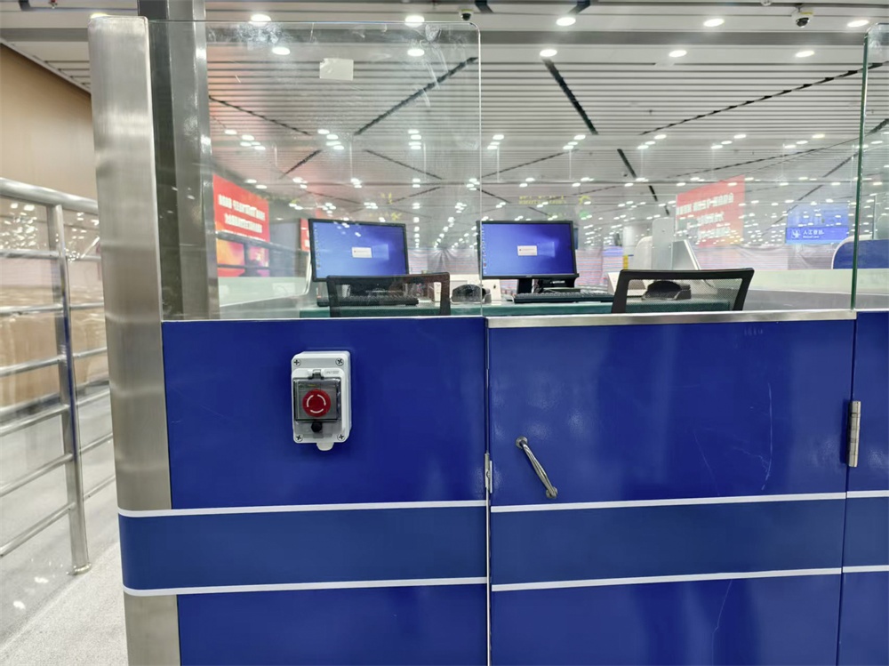 护航千家万户,让安全与幸福同在 护航千家万户,让安全与幸福同在