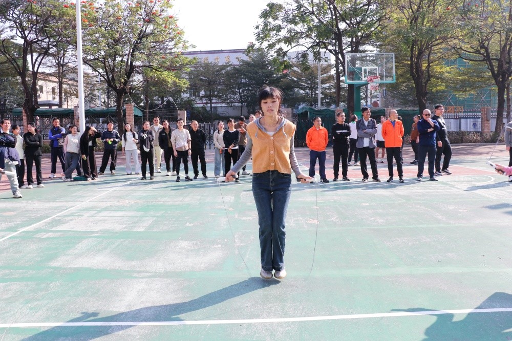 燃情赛场,共赴新程—艾礼安第十六届运动会精彩收官 燃情赛场,共赴新程—艾礼安第十六届运动会精彩收官